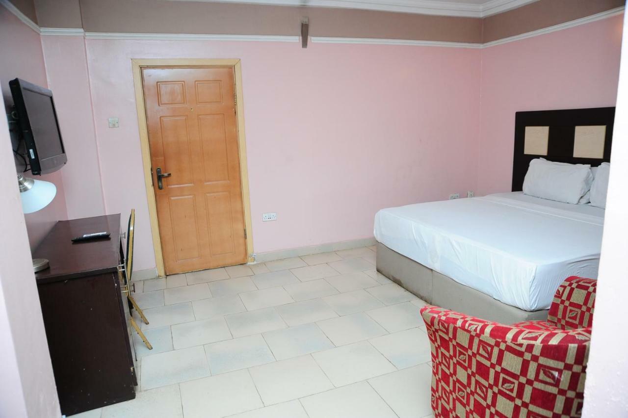 Richton Hotel And Suites Abeokuta Exteriér fotografie